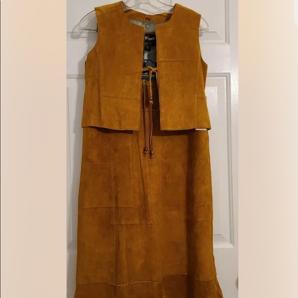 Vintage 70’s Style WILSONs Suede Skirt & Vest Set NWT EXCELLENT Condition US M - Picture 1 of 11